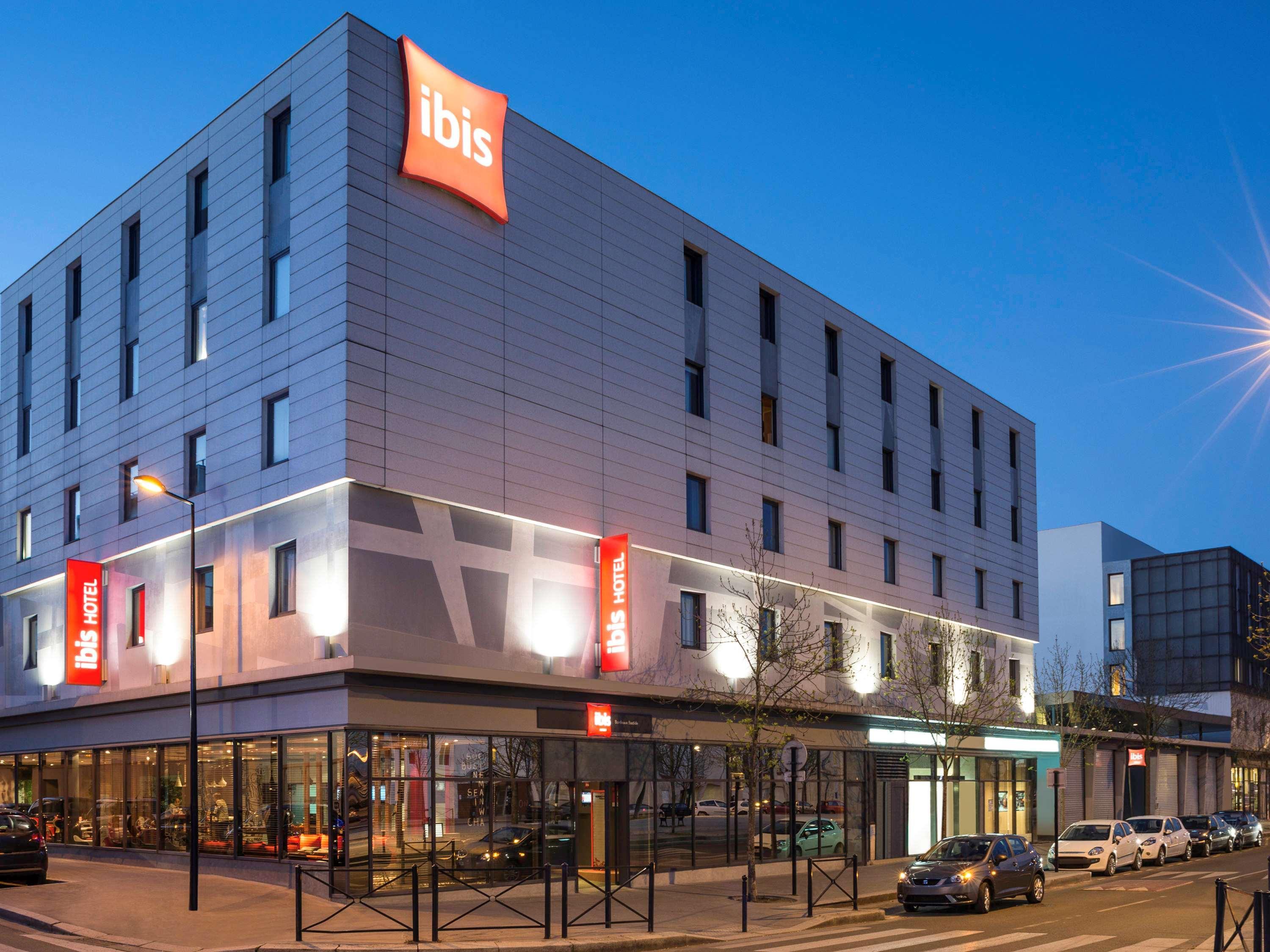 Hotel Ibis Bordeaux Centre Bastide Exterior foto